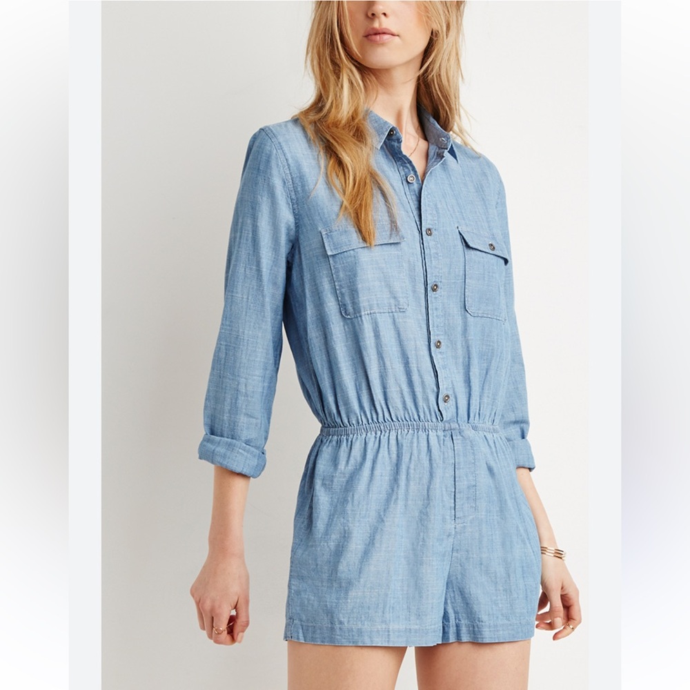 Forever 21 Collared Chambray Romper Button Down Denim Size Small